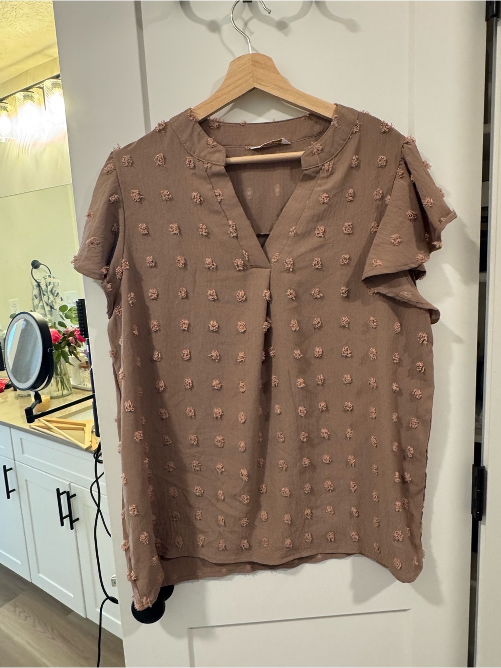 Textured Dot V-Neck Short Sleeve Blouse - Taupe